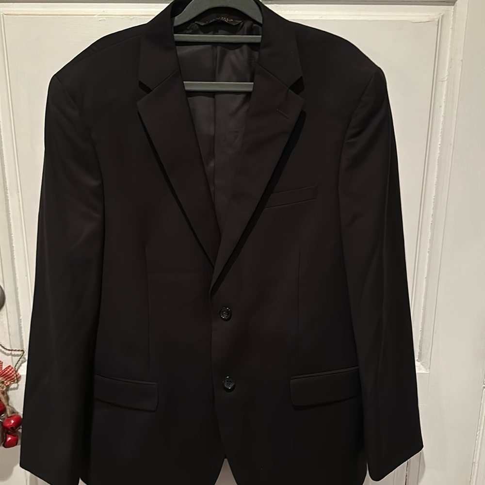 Caravelli black jacket great condition🤵🏻‍♂️ Perfect for formal events! 40R 34W